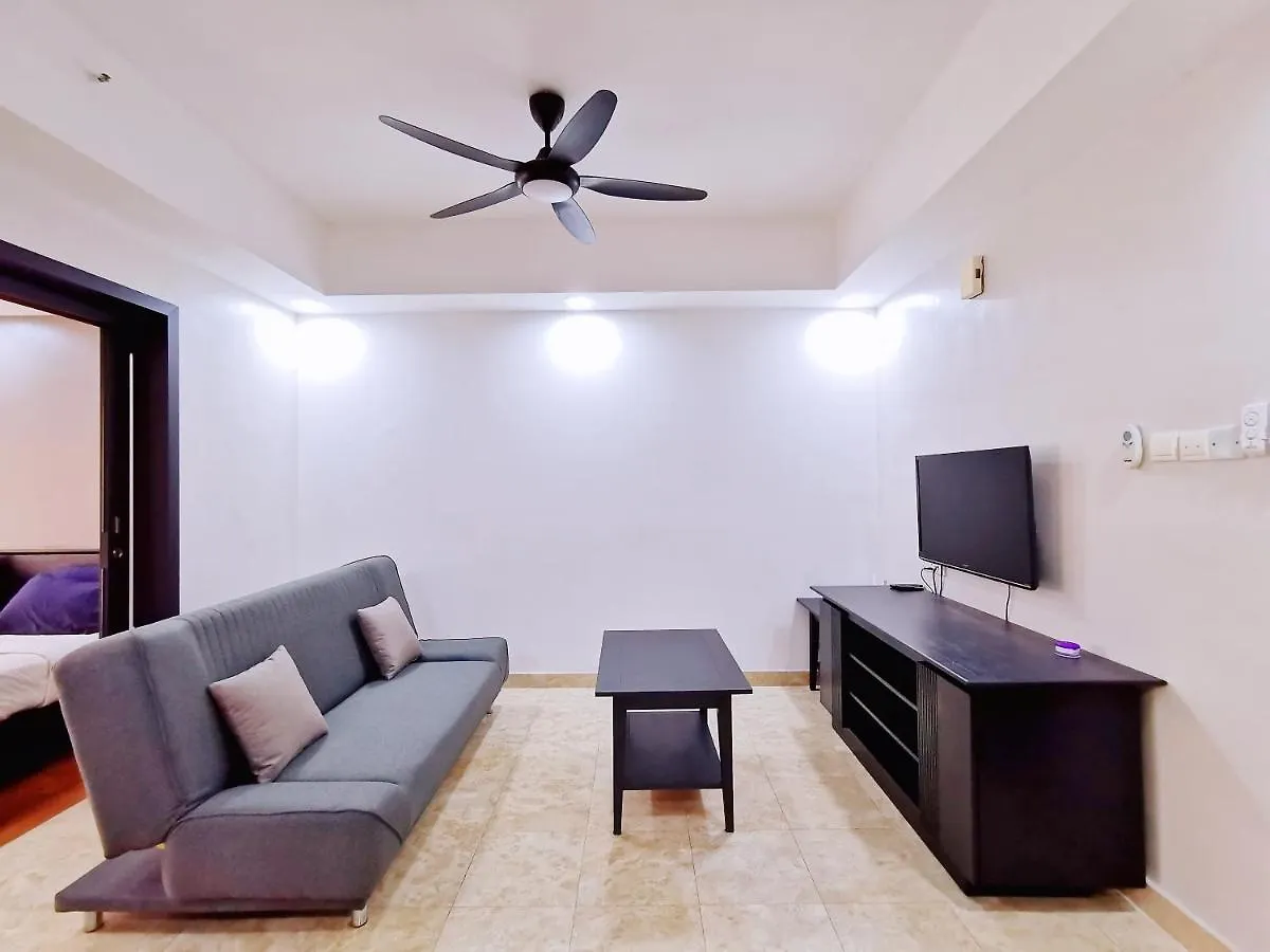 Apartment Amazing Resort Suite At Cinta Ayu