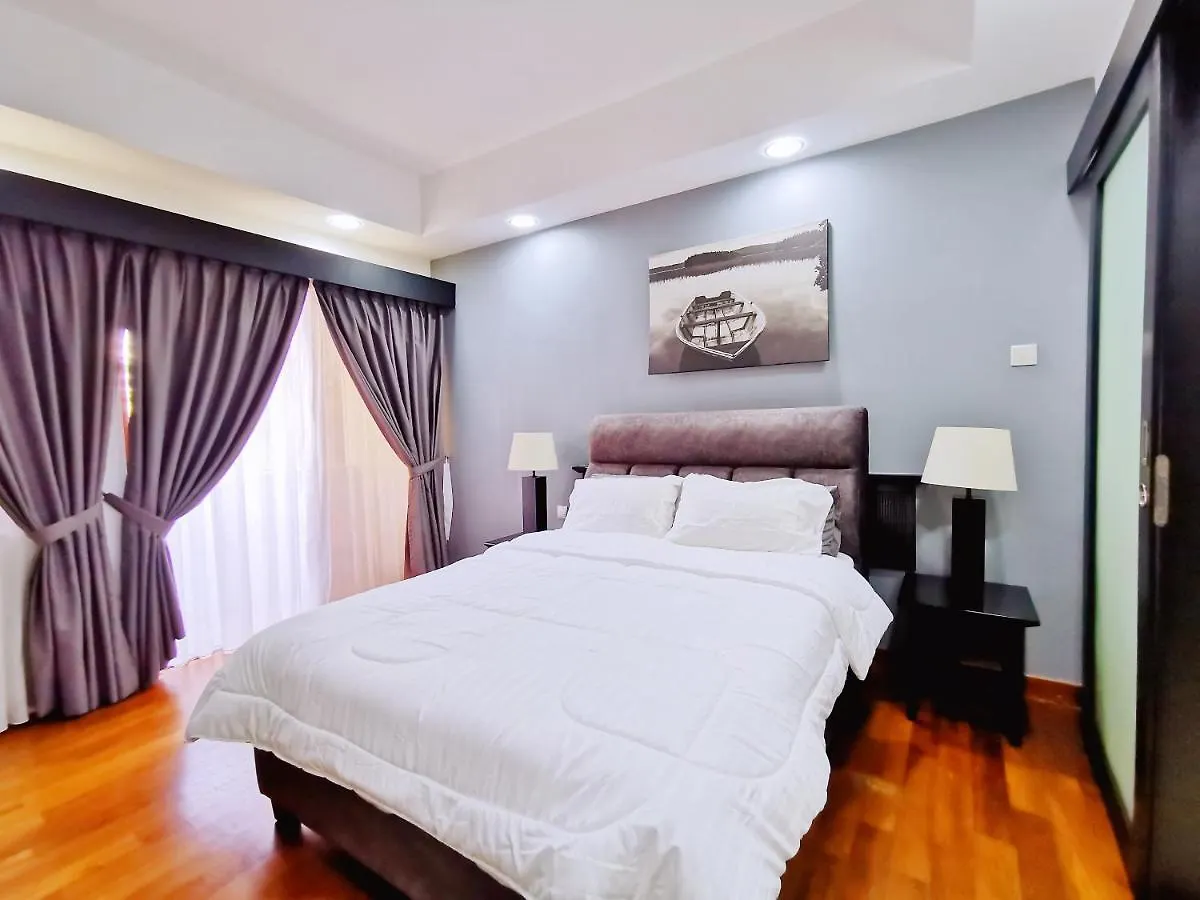 Apartment Amazing Resort Suite At Cinta Ayu